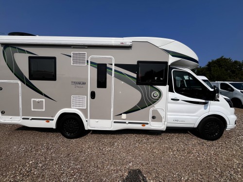 FORD CHAUSSON 720 TITANIUM offer photo