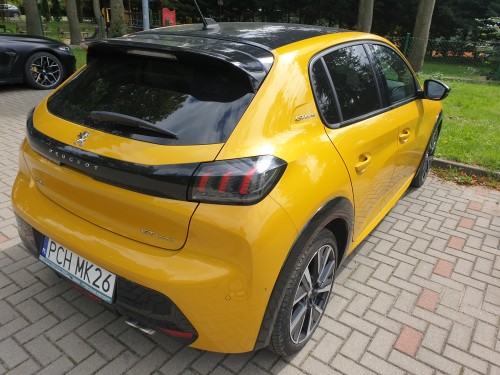 PEUGOT 208 GT LINE offer photo