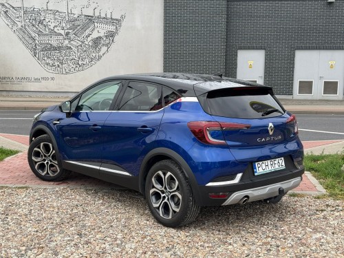 RENAULT CAPTUR offer photo