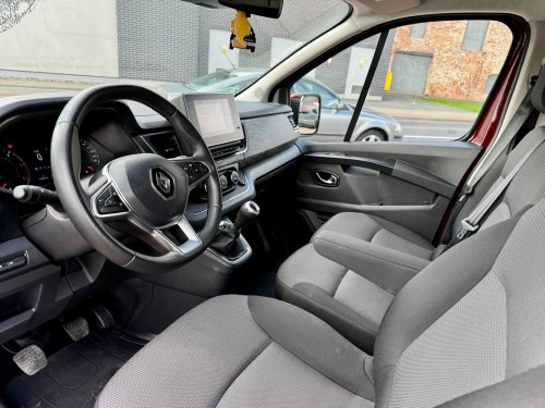 RENAULT TRAFIC offer photo