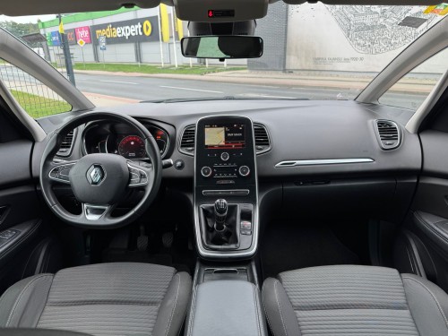 RENAULT SCENIC offer photo