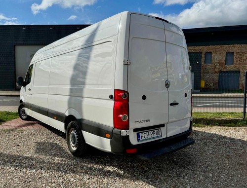 VOLKSWAGEN CRAFTER offer photo