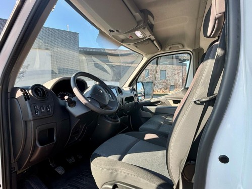 RENAULT MASTER offer photo