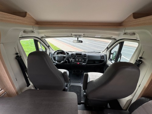 CITROEN CAPRON V60 offer photo