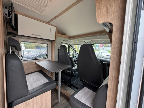 CITROEN CAPRON V60 offer photo