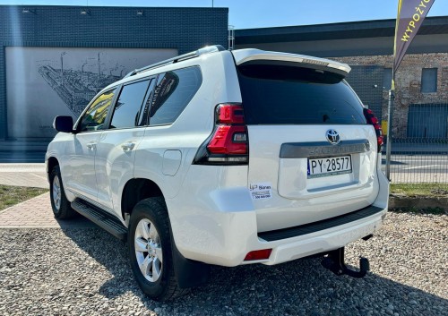 TOYOTA LAND CRUISER offer photo