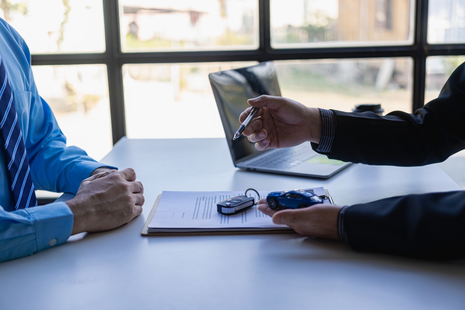 dlaczego-warto-skorzystac-z-wypozyczalni-samochodow