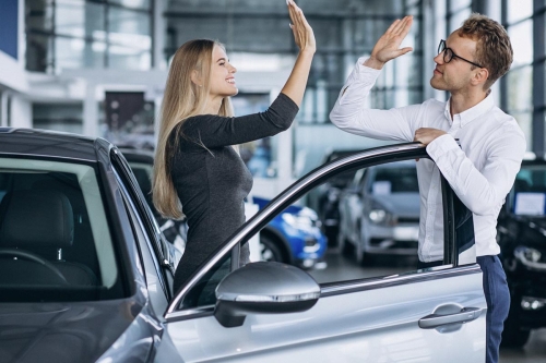 Krótkoterminowy czy długoterminowy wynajem samochodu — co wybrać?